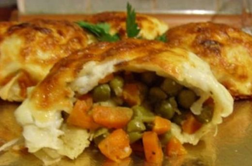 Bezelyeli Tavuklu Börek Tarifi ve Malzemeleri