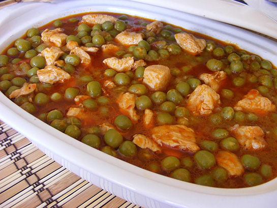 Tavuklu Bezelye Tarifi ve Malzemeleri